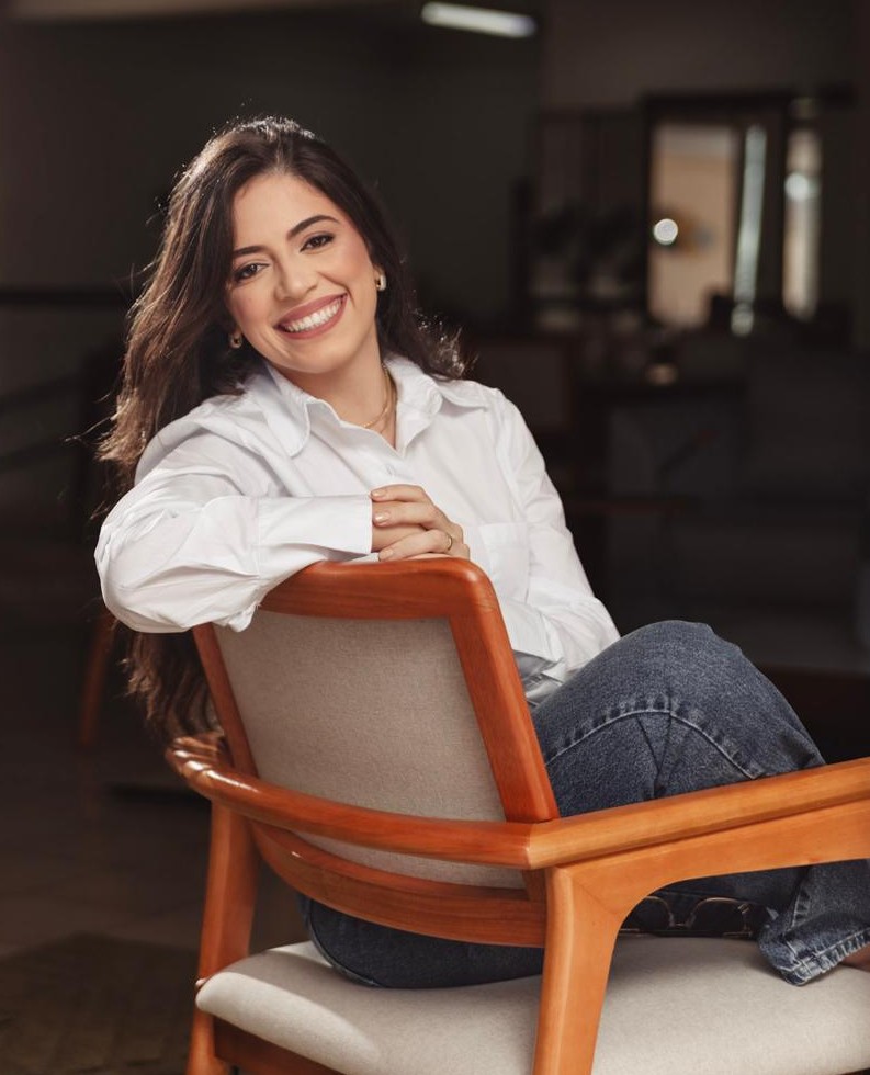 Any Araujo Marchini, criadora e idealizadora do Simplifique Contas
